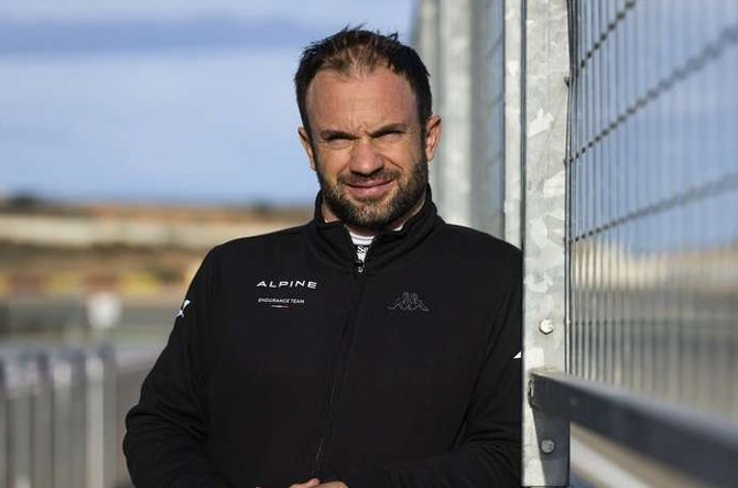 Nicolas Lapierre, nurturing the next generation